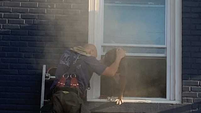 Kansas City fire crews rescue 4 people and 2 dogs from fire - Vimarsana News
