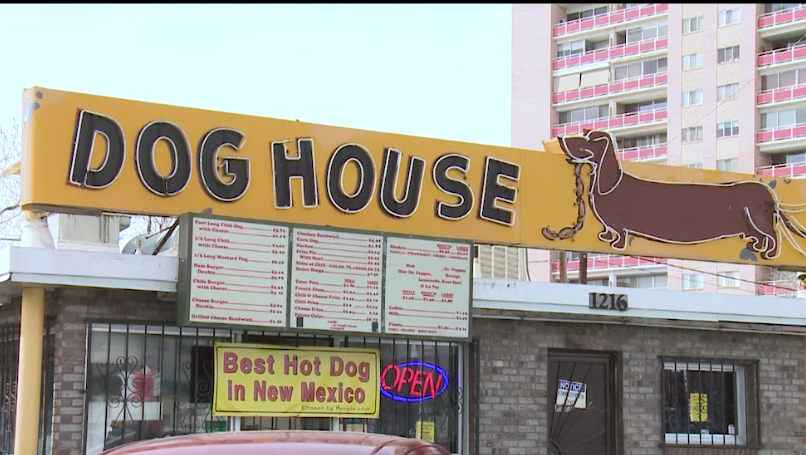 Dog House Drive In - Albuquerque, New Mexico - Gil's Thrilling (And  Filling) Blog