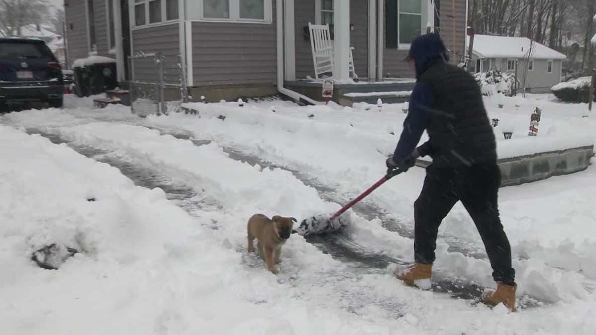 work-from-home-brings-on-new-meaning-after-massachusetts-snowstorm