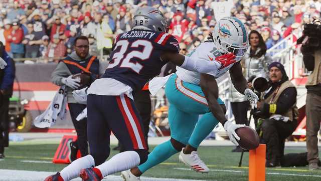 Dolphins lose 5th straight game and need help to make the playoffs