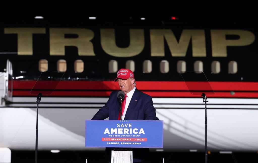 Former President Trump holds rally in Westmoreland County News Shine