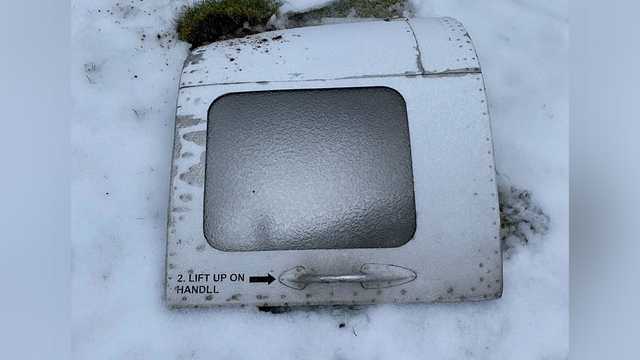 Door from plane that crashed in Londonderry found in Manchester, NH - Vimarsana News