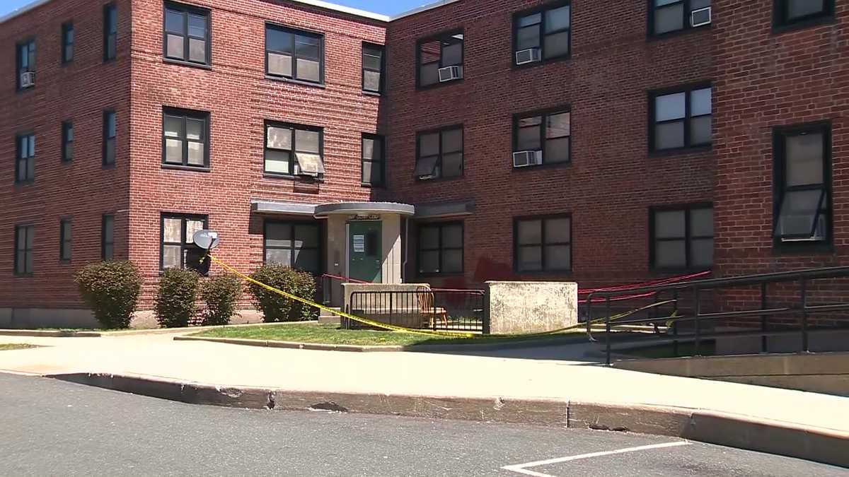 Body found in Dorchester apartment building