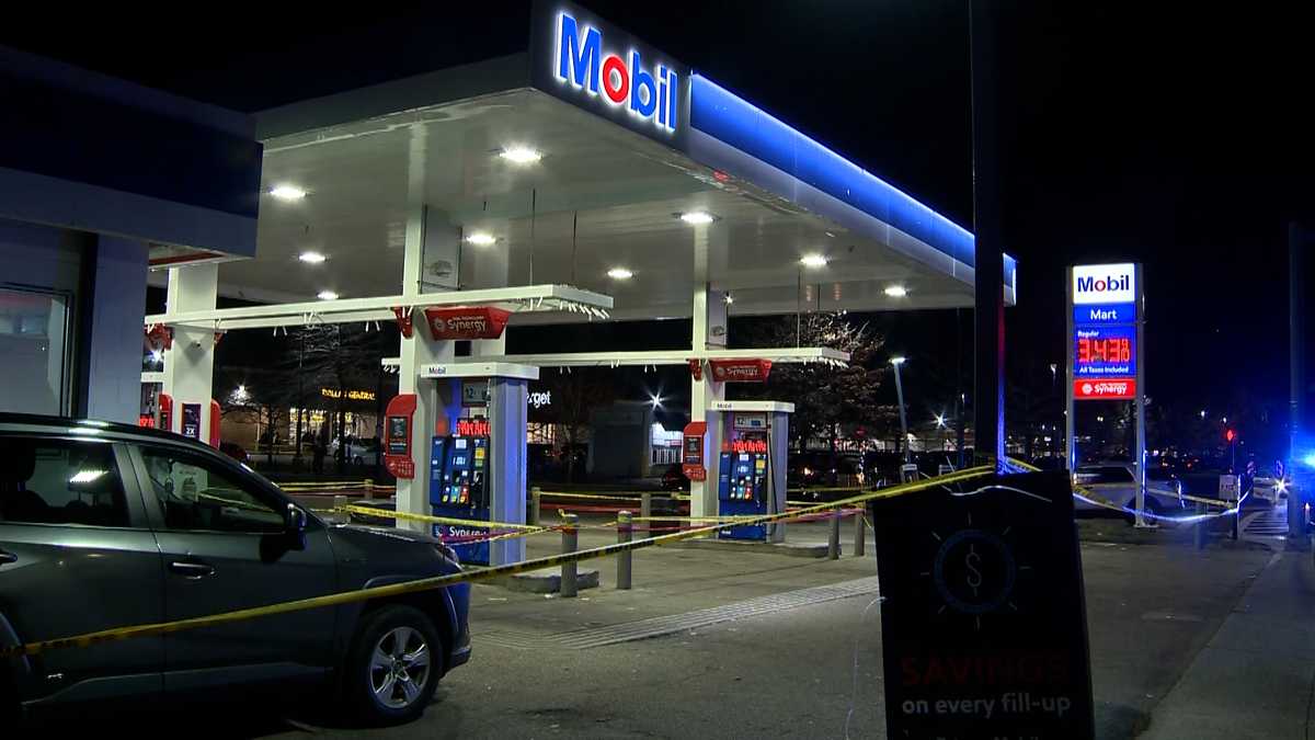 Fight between women outside Boston gas station leads to stabbing