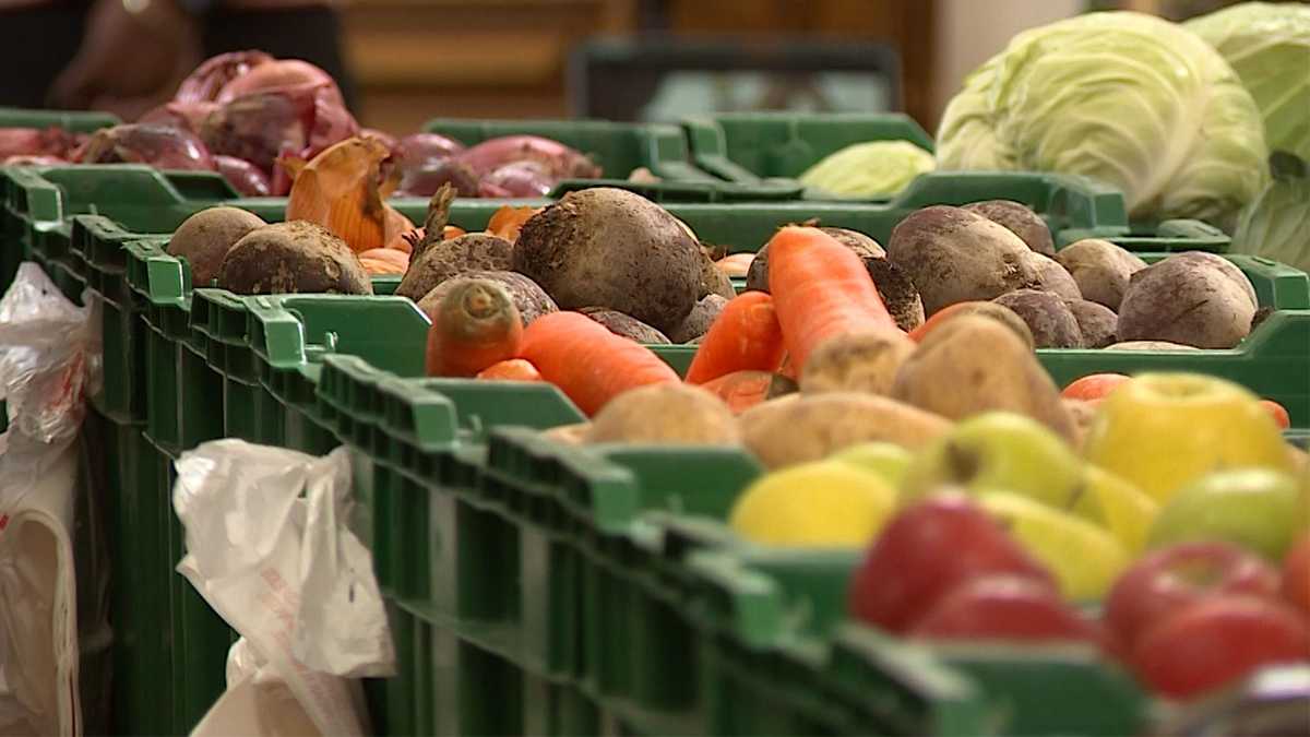波士顿非营利组织连续第二年向多切斯特冬季农贸市场捐赠款项