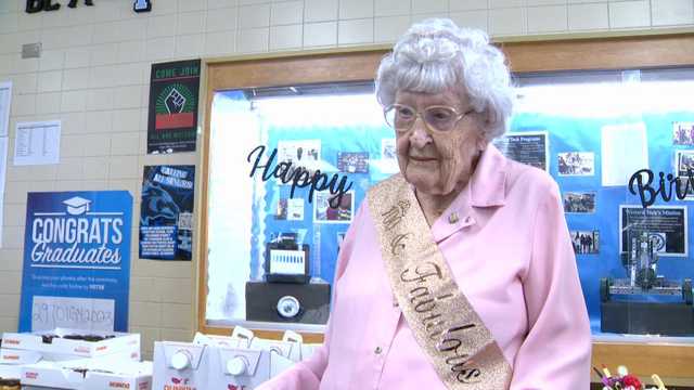 Cosmetology school surprises woman for 100th birthday - Vimarsana News