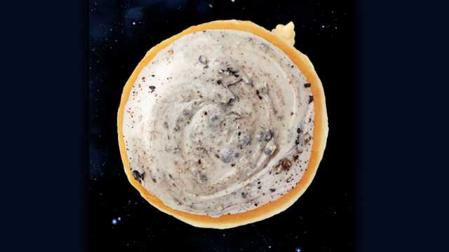Krispy Kreme debuts new doughnut in honor of Artemis I mission - Vimarsana News