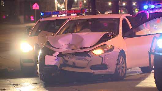 Police: 3 teens arrested after crashing stolen car into light pole