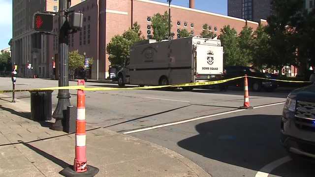 Report of suspicious item shuts down streets in downtown Louisville - Vimarsana News