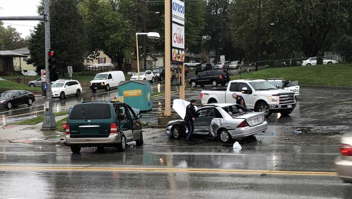 Omaha woman killed in crash at 42nd & Grover