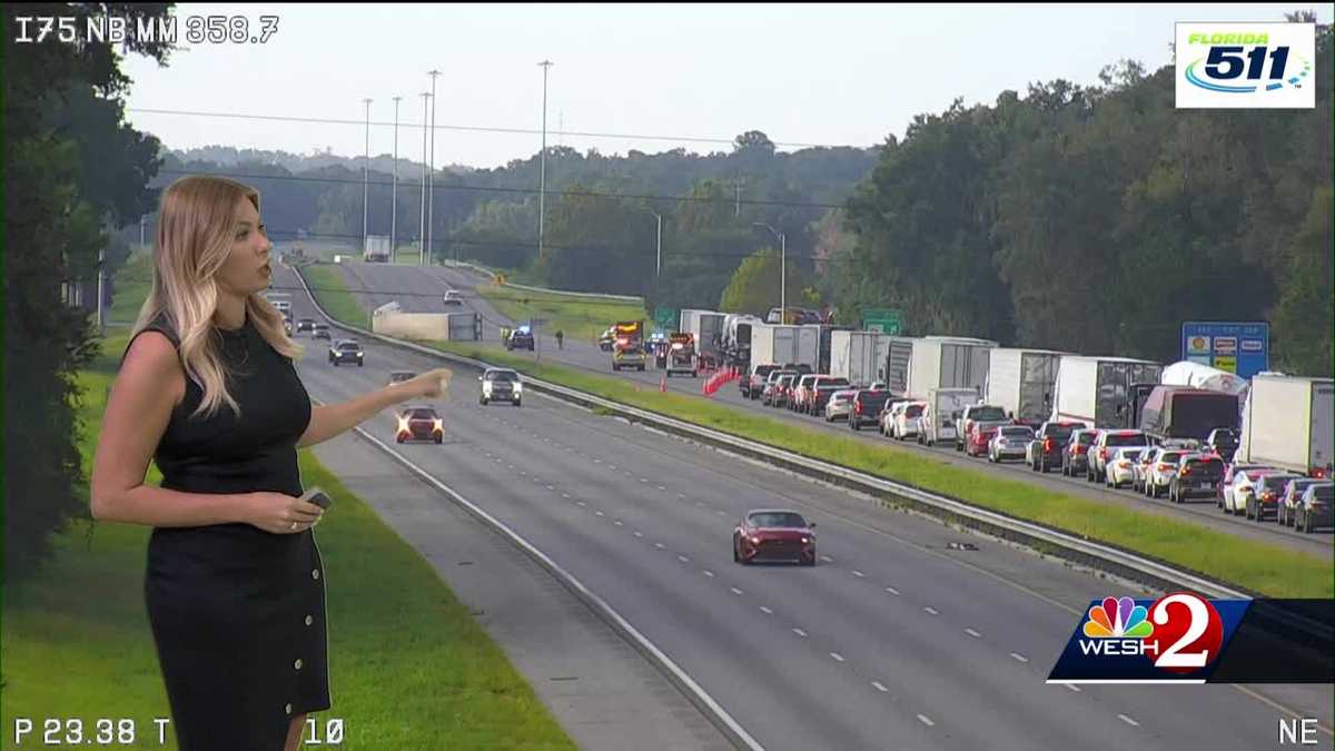 Deadly crash shuts down southbound I-75 in Marion County