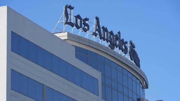 Los Angeles Times apologizes LSU Kim Mulkey - Vimarsana News