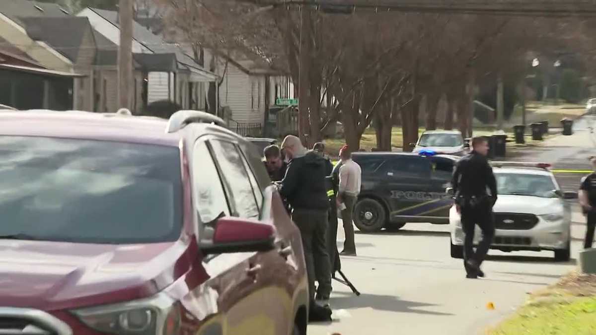 Man dead after being shot multiple times in Park DuValle, marking city ...