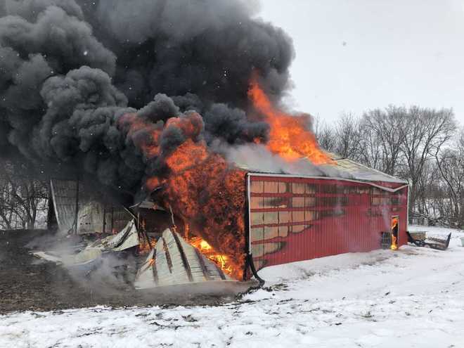 Iowa barn, all contents inside deemed total loss after 