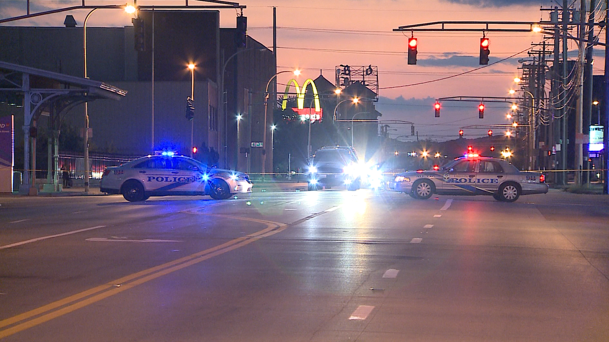 LMPD: Man in critical condition, another stable after shooting