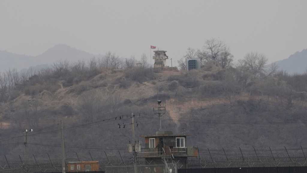 US begins large military drill with South Korea