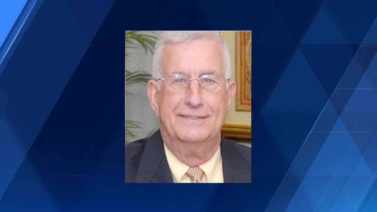 Death of longtime mayor from COVID-19 stuns Alabama town