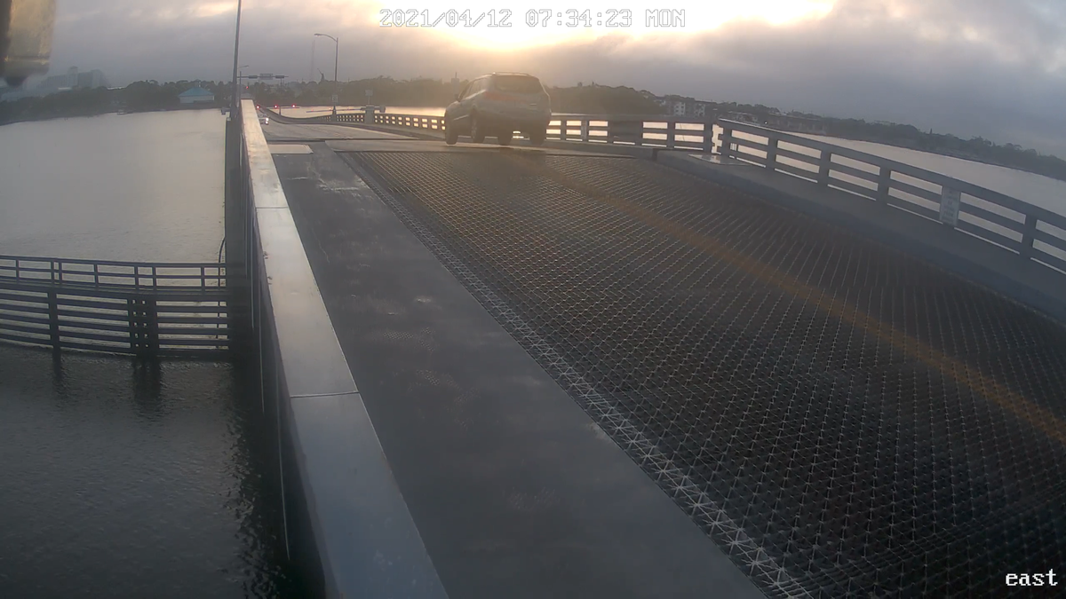 Drawbridge Jumped By Suv Driver In Daytona Beach Drawbridge Jumped By Suv Driver In Daytona Beach