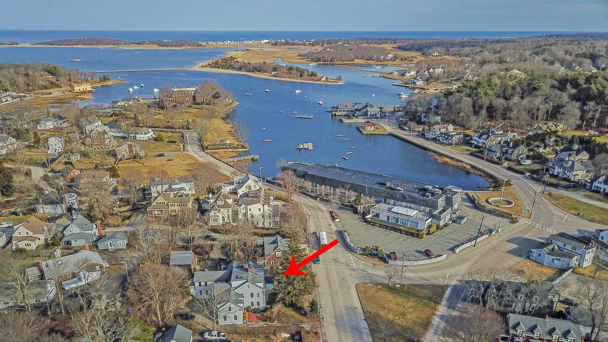 Historic building in heart of Cohasset Harbor on market for 2.39M