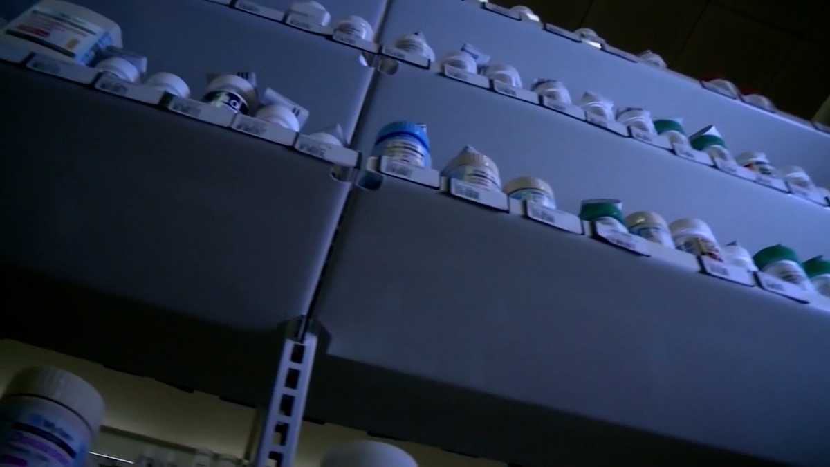 Iowa pharmacist says controlled substance abuse is an issue in the