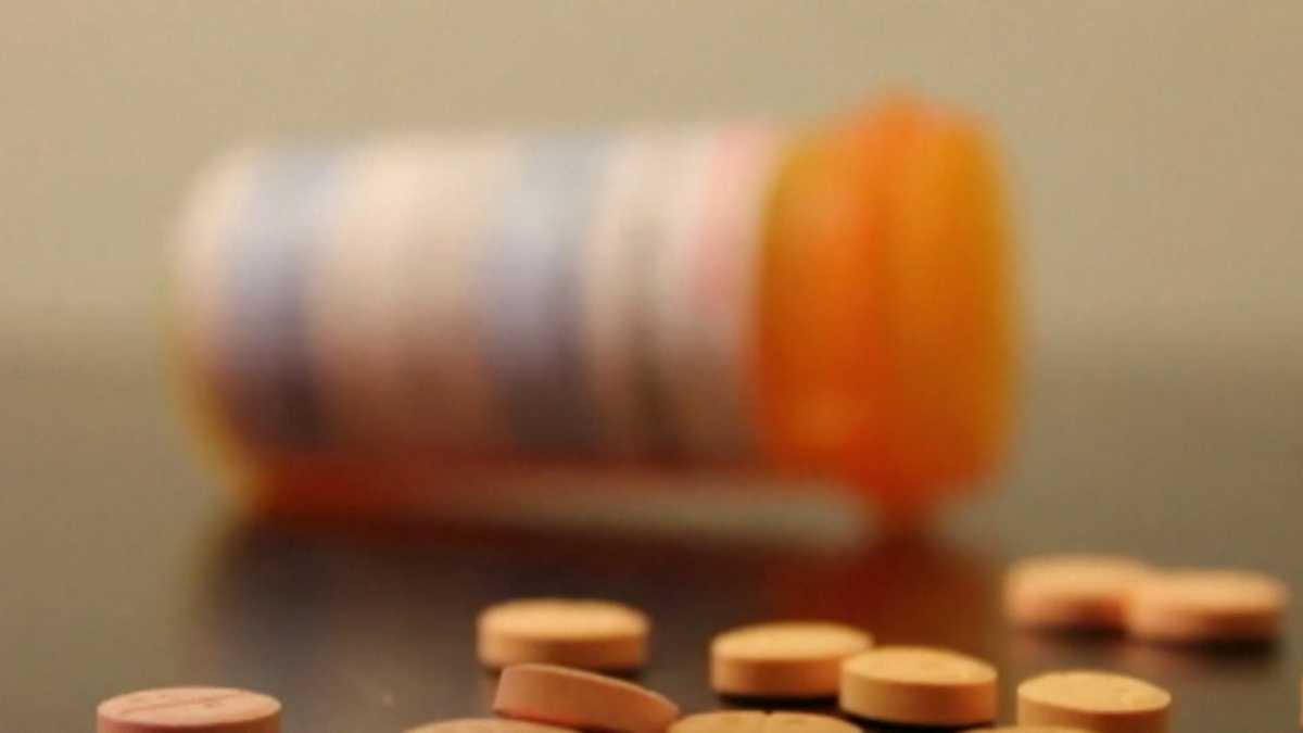 Greensboro postal worker accused of stealing thousands of opioid pills from veterans: Police