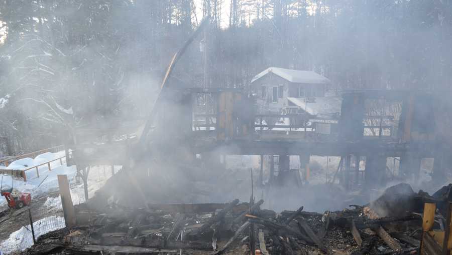 Investigators 6 dogs killed in Hartland house fire