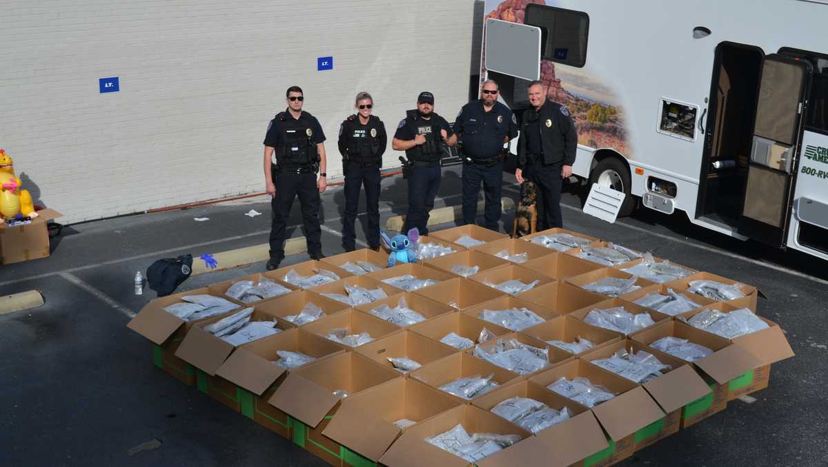 Leeds Police officer find 950+ pounds of marijuana during traffic stop