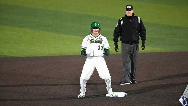 Green Wave Take Game Two of UML Series in Impressive Fashion - Vimarsana News