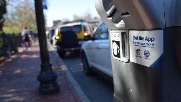 App for Free Parking in Chicago – Don't Feed the Meters