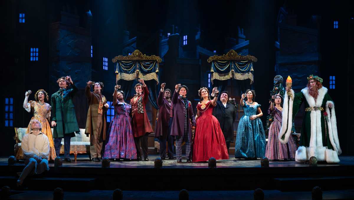 Milwaukee Repertory Theatre's 'A Christmas Carol' opens after devasting August floods