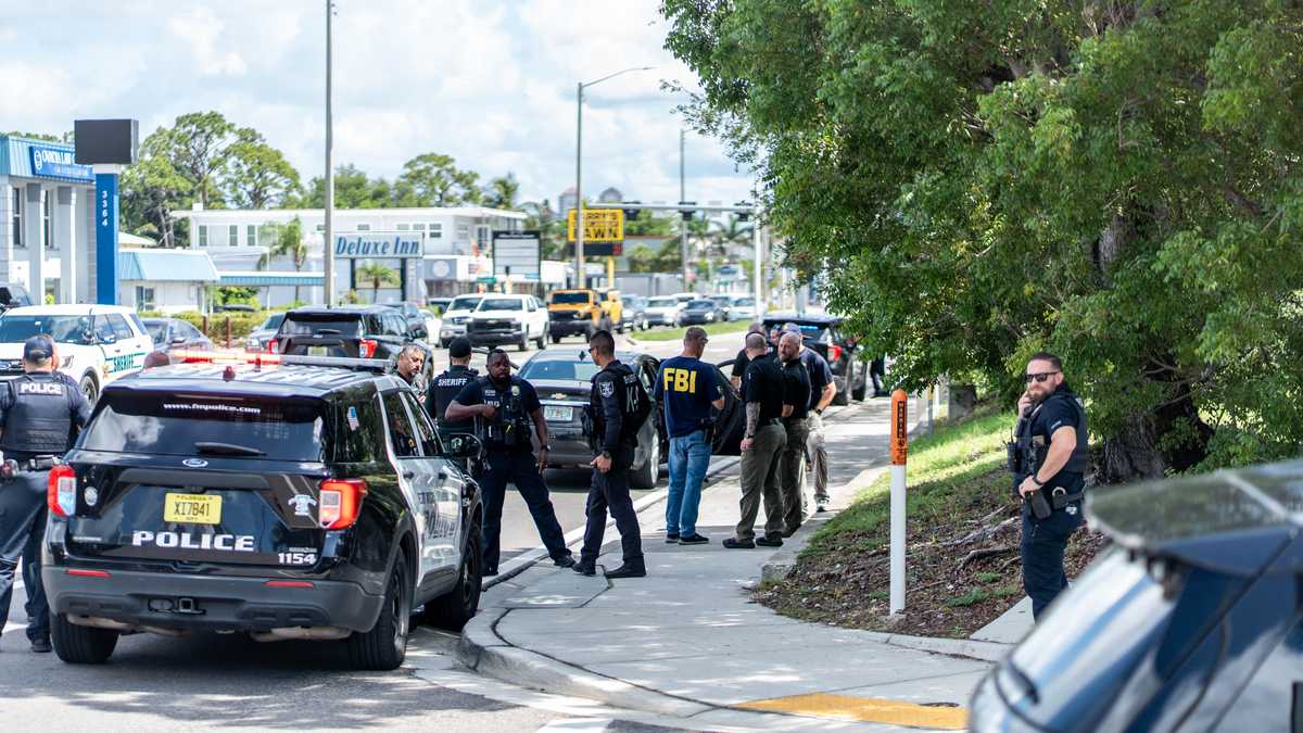 Photos: Truist Bank robbery scene near Page Field Commons in south Fort ...