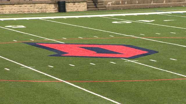 Stonehill Skyhawks 33 Duquesne Dukes 28 - November 11, 2023 - Vimarsana News