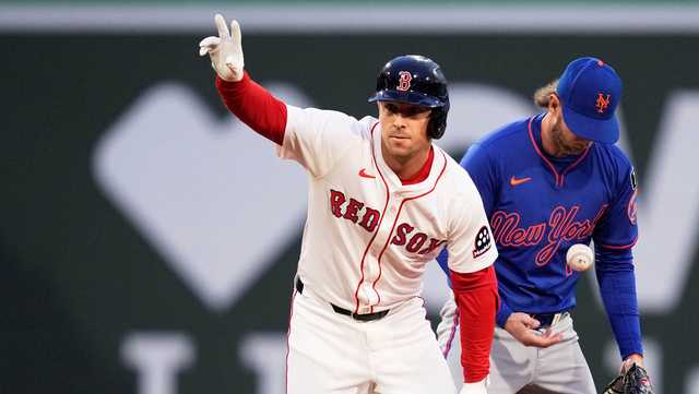 Reports: Alex Bregman to opt out Red Sox deal, become free agent