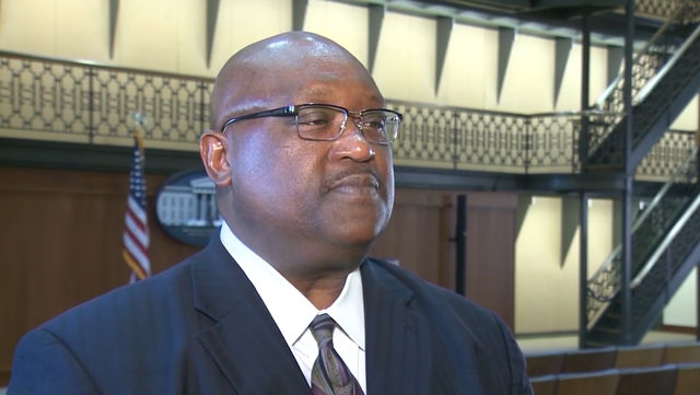 Louisville jail union members back vote of no confidence for jail director - Vimarsana News