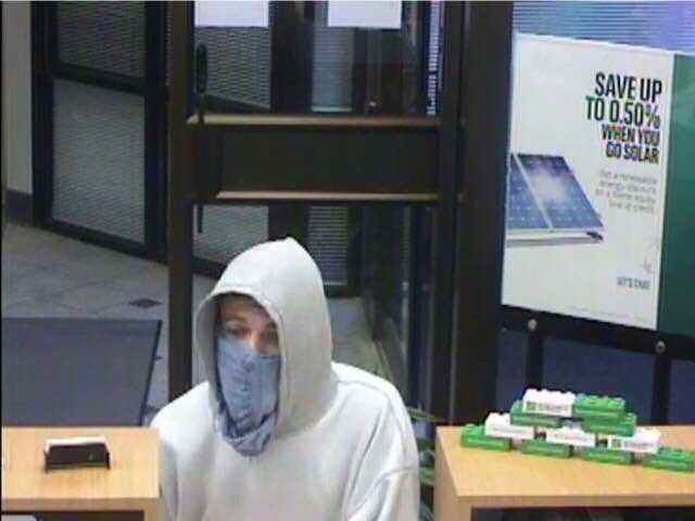 Omaha police seek help identifying suspect in bank robbery - KETV