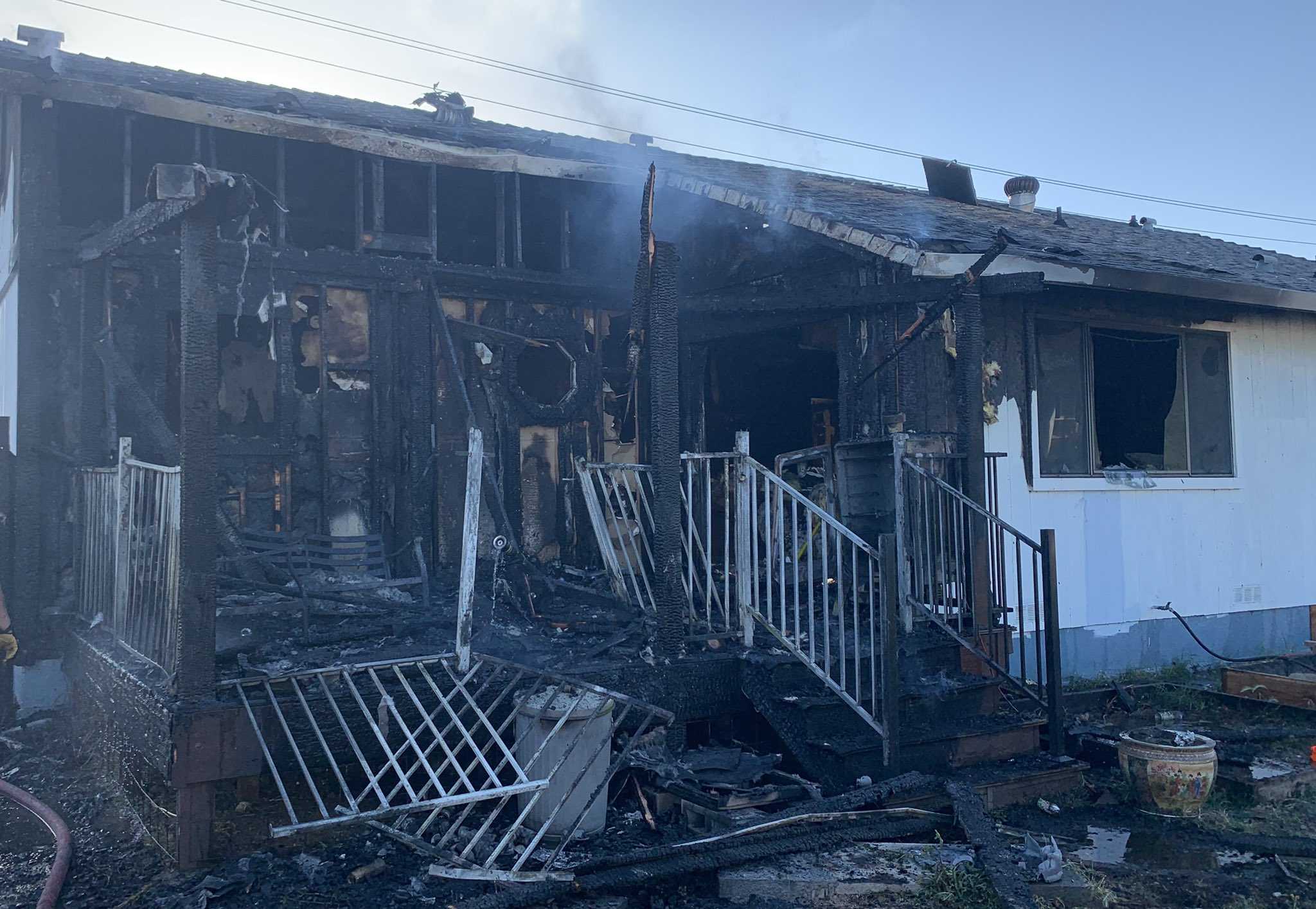 House Fire In Rio Linda Leaves 4 Children And 2 Adults Displaced