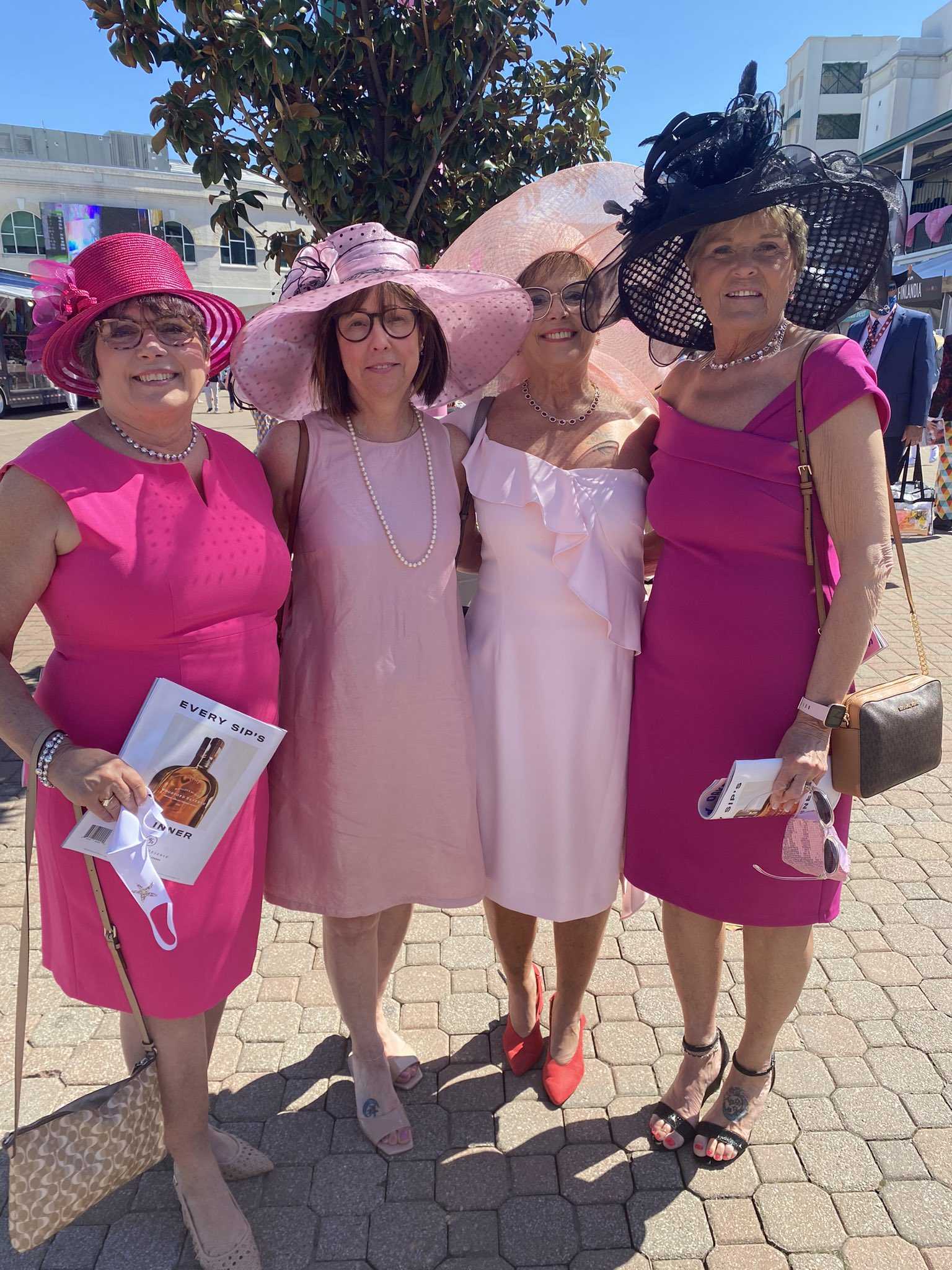 Hats and fashion Kentucky Oaks 147