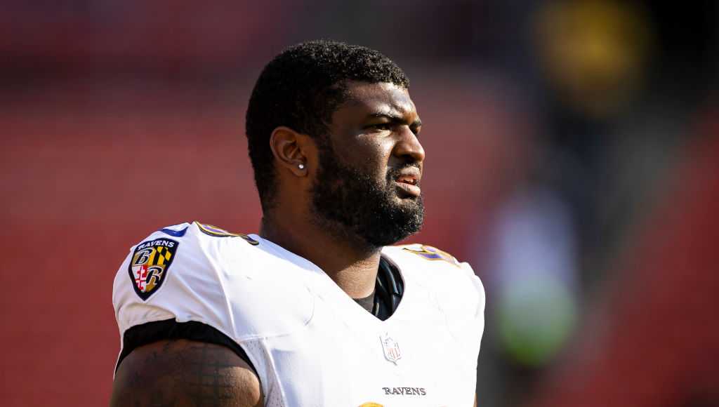 Steelers Sign Ex-Ravens, Sooners OT Adrian Ealy