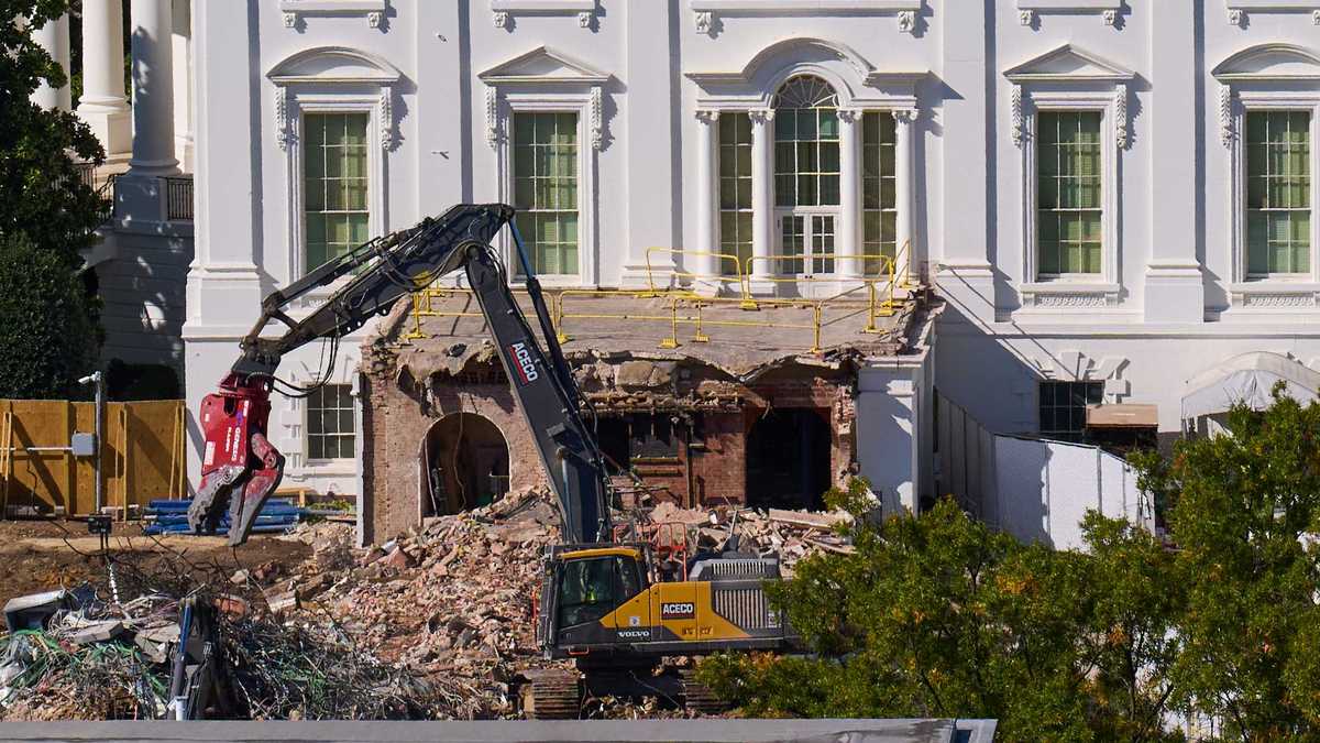 Historian, preservationists decry Trump's demolition of East Wing