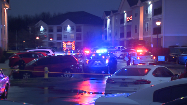 Man killed in east Louisville apartment complex shooting identified by coroner - Vimarsana News