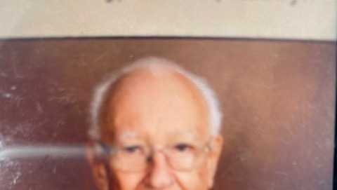 Police seek to find elderly man after construction crew finds his car stuck in mud, engine running - Vimarsana News