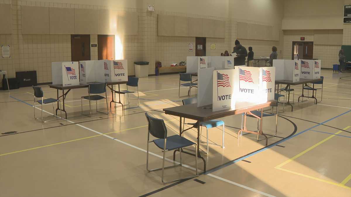 Mississippi agrees to provide voter rolls as Justice Department sues other states