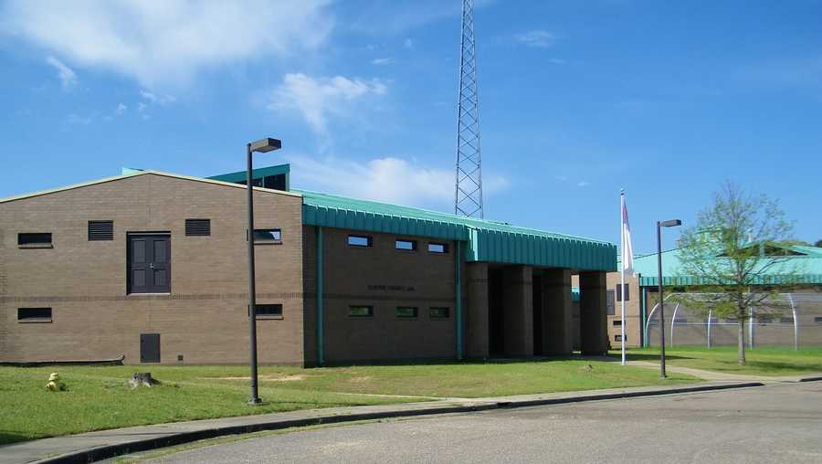 Jail building