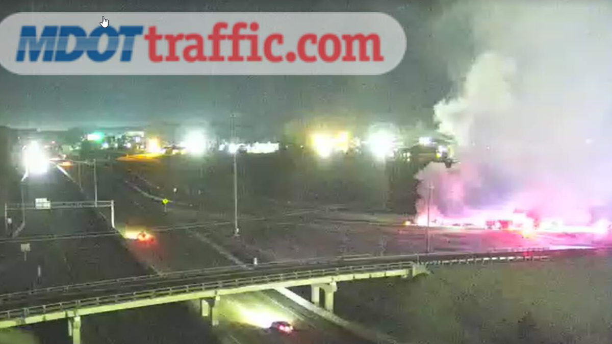 18-wheeler goes up in flames on I-55 in south Jackson