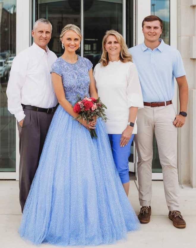 Alabama high school senior tries on grandmother's prom dress