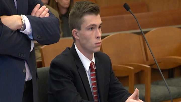 Vermont college student pleads guilty in fatal drunken driving crash