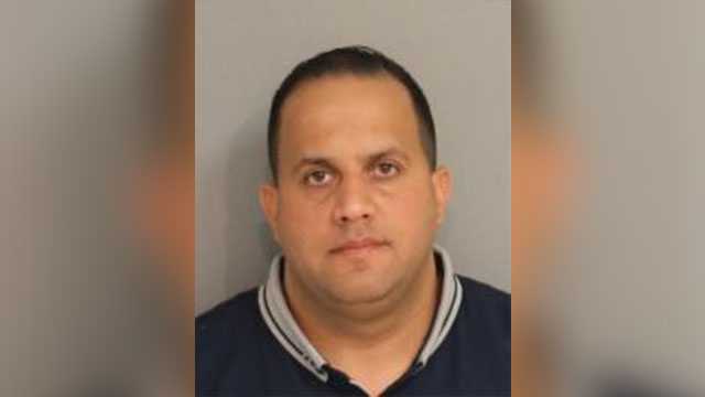 Kissimmee man arrested for exposing himself