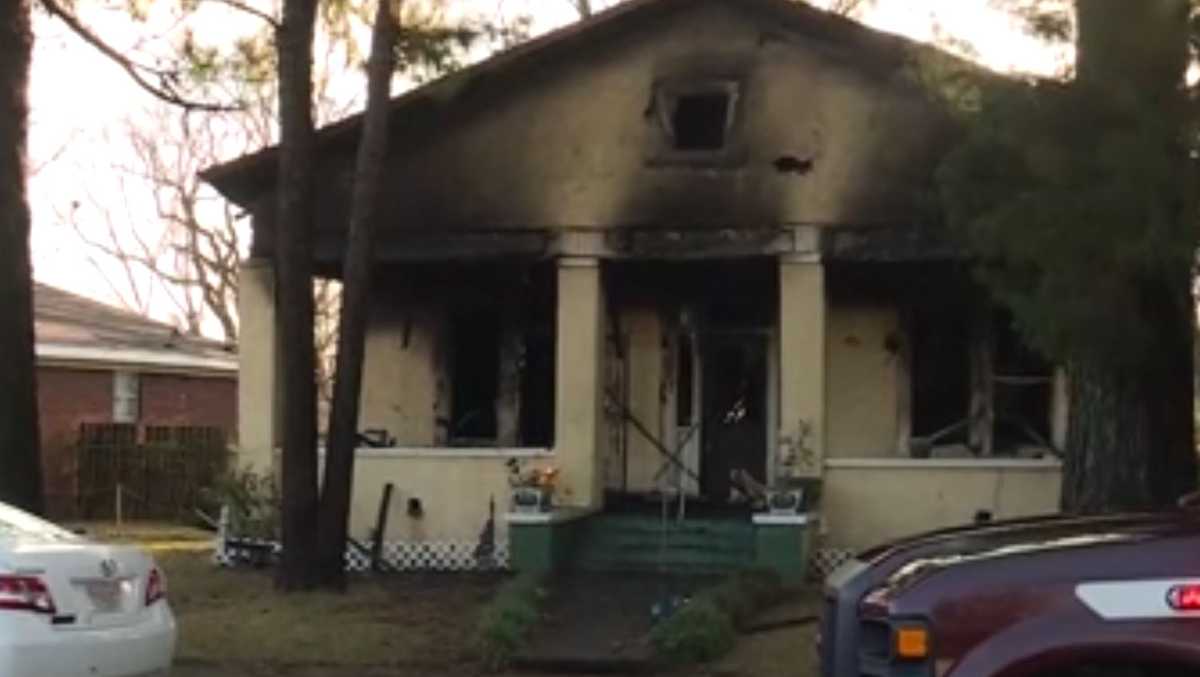 1 killed, 2 injured in Birmingham house fire