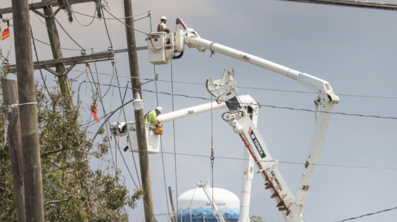 Entergy Louisiana users to cover $3.2M in hurricane costs