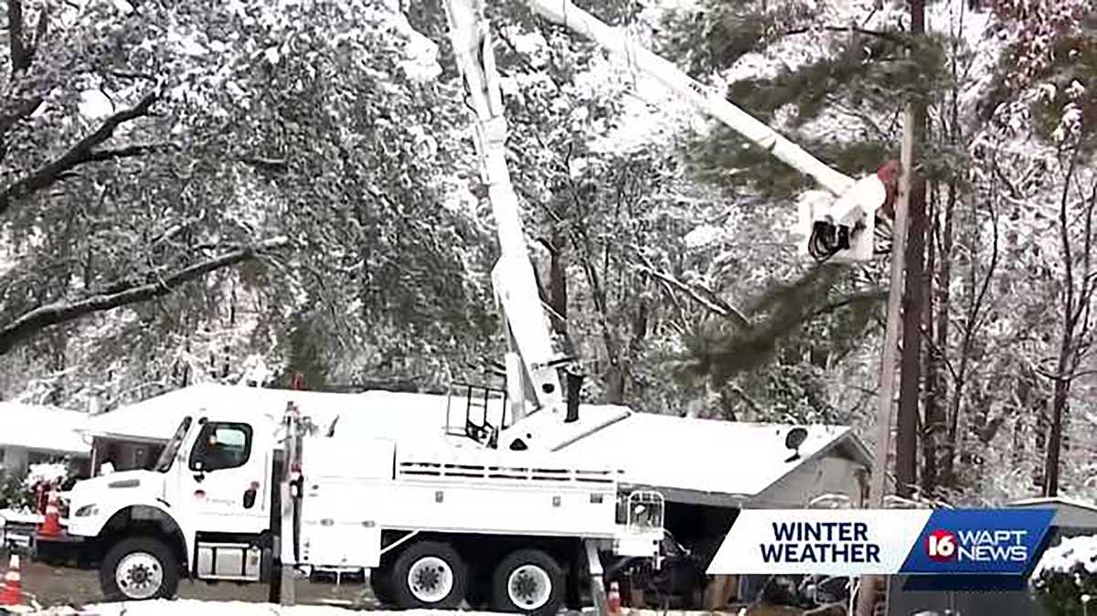 Live Map: Track power outages across Mississippi as freezing rain and sleet slam state